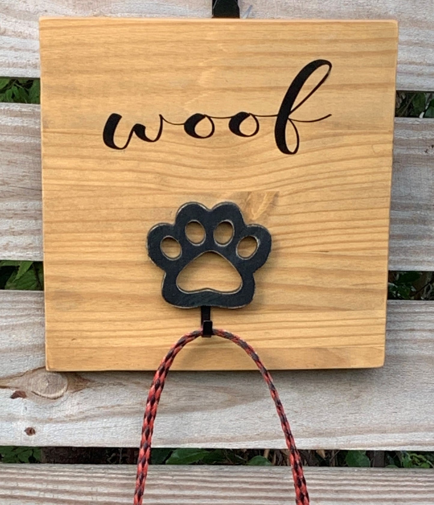Woof Leash Holder